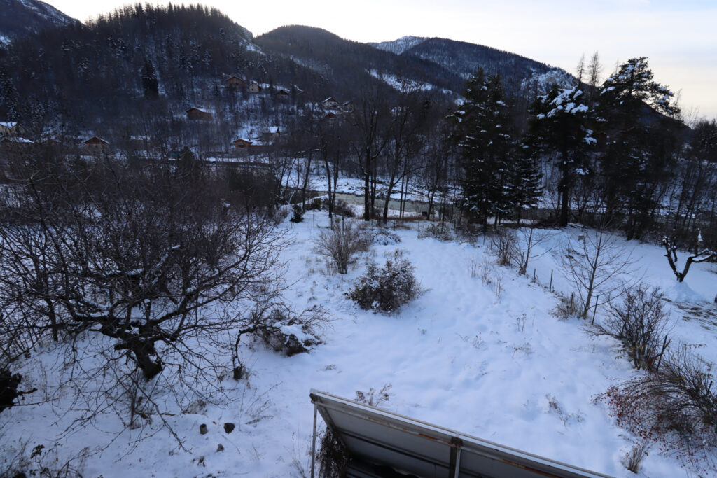 Maison 400 m2 avec commerce – 9 pièces – 5 chambres – 228 m²