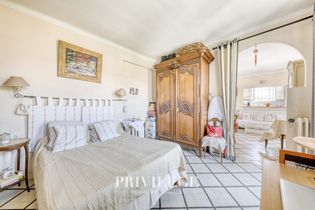  Appartement 2 pièces 53 m2 en dernier étage, Nice Est, quar – 2 pièces – 1 chambre – 53.08 m²