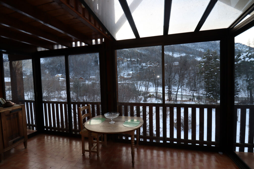 Maison 400 m2 avec commerce – 9 pièces – 5 chambres – 228 m²