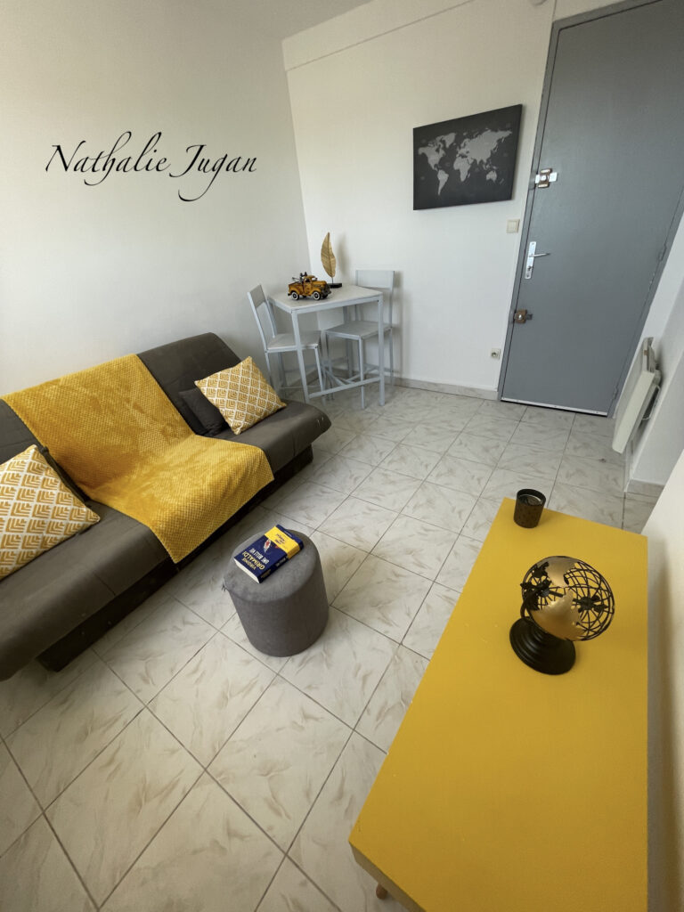 Dép Var (83), à vendre sur Toulon, ‘chambre de bonne semi me – 1 pièce – NR chambres – 13.81 m²