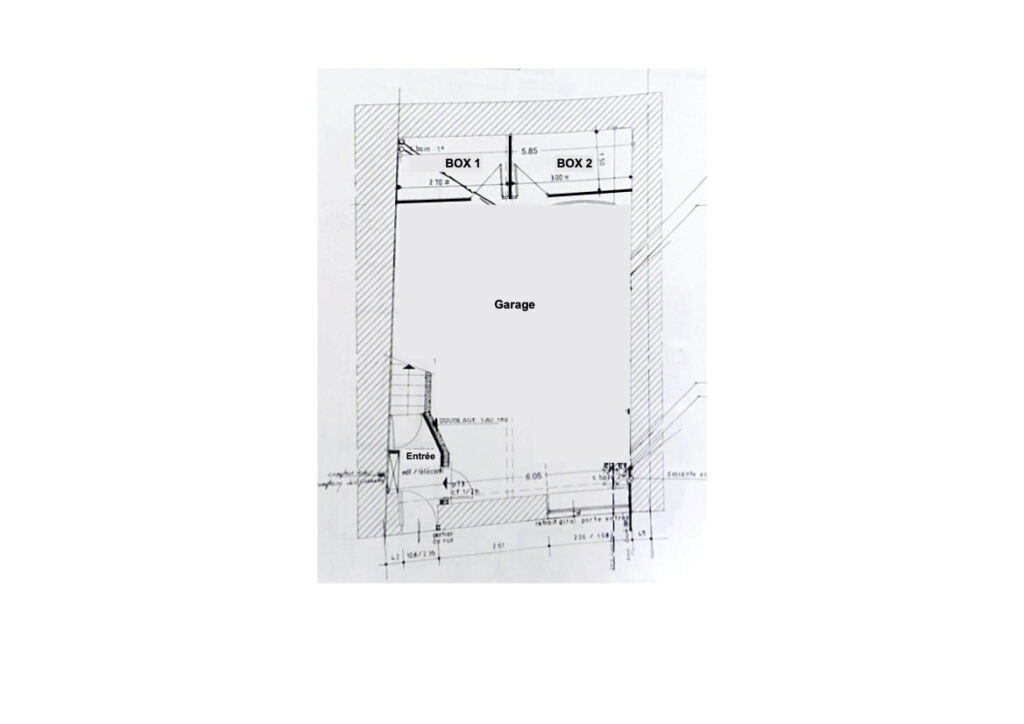 Immeuble – 2 appartements vides – garage – centre-ville – 6 pièces – NR chambres – 78.05 m²