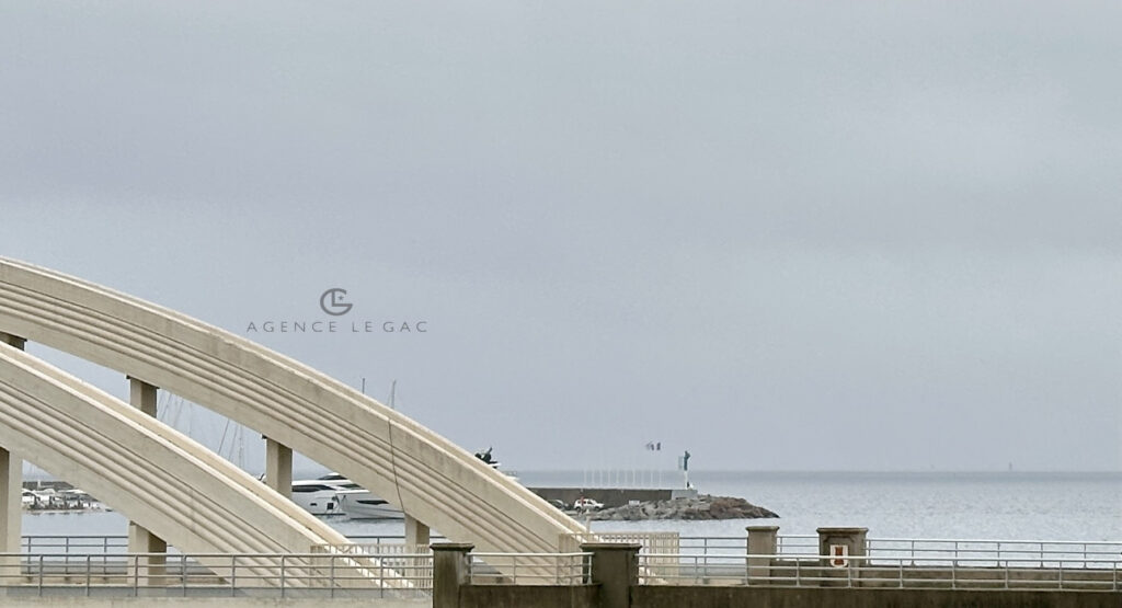 T2 CENTRE-VILLE – 1 pièce – 1 chambre – 35 m²