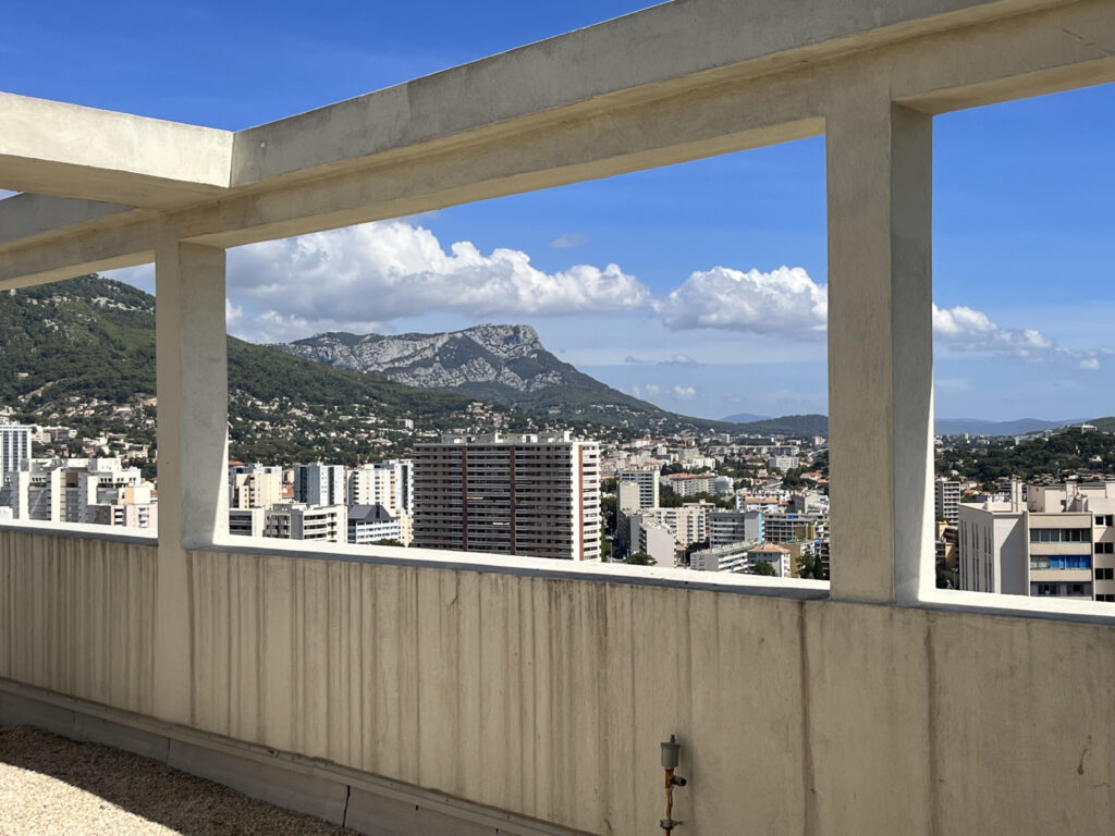 Dép Var (83), à vendre sur Toulon, ‘chambre de bonne semi me – 1 pièce – NR chambres – 13.81 m²