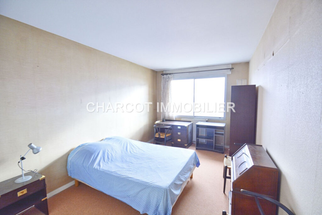 LYON 5ÈME (69005) – APPARTEMENT T5 + CAVE + GARAGE BOX FERMÉ – 5 pièces – 3 chambres – 132.33 m²