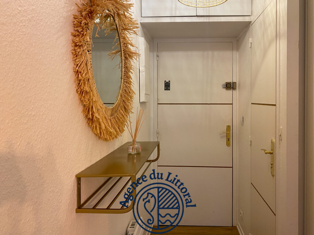 St Georges de Didonne, studio avec balcon, cave et parking – 1 pièce – NR chambres – 21 m²