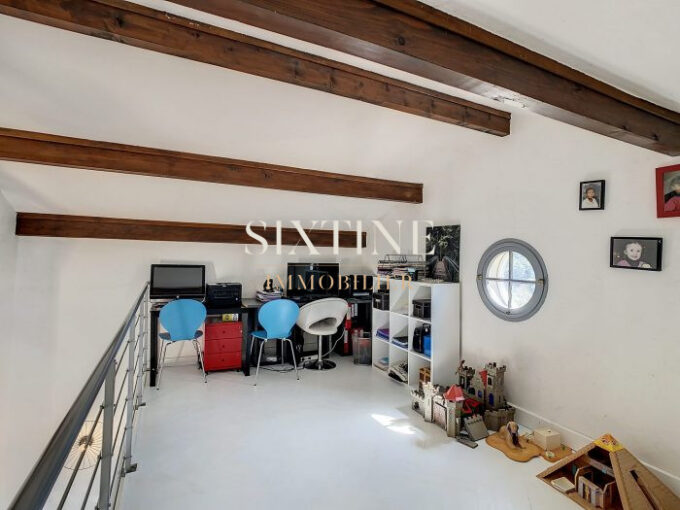 Maison familiale avec vue Panoramique – 7 pièces – 4 chambres – 165 m²