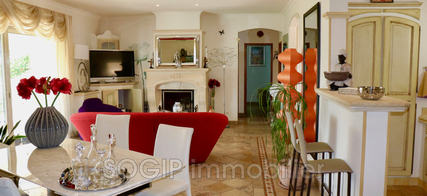 vente villa 5 Pièce(s) – 5 pièces – 4 chambres – 149.00 m²