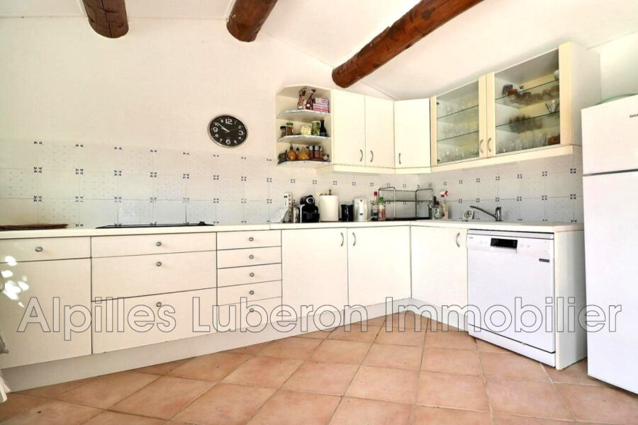 Maison à louer à Eygalières