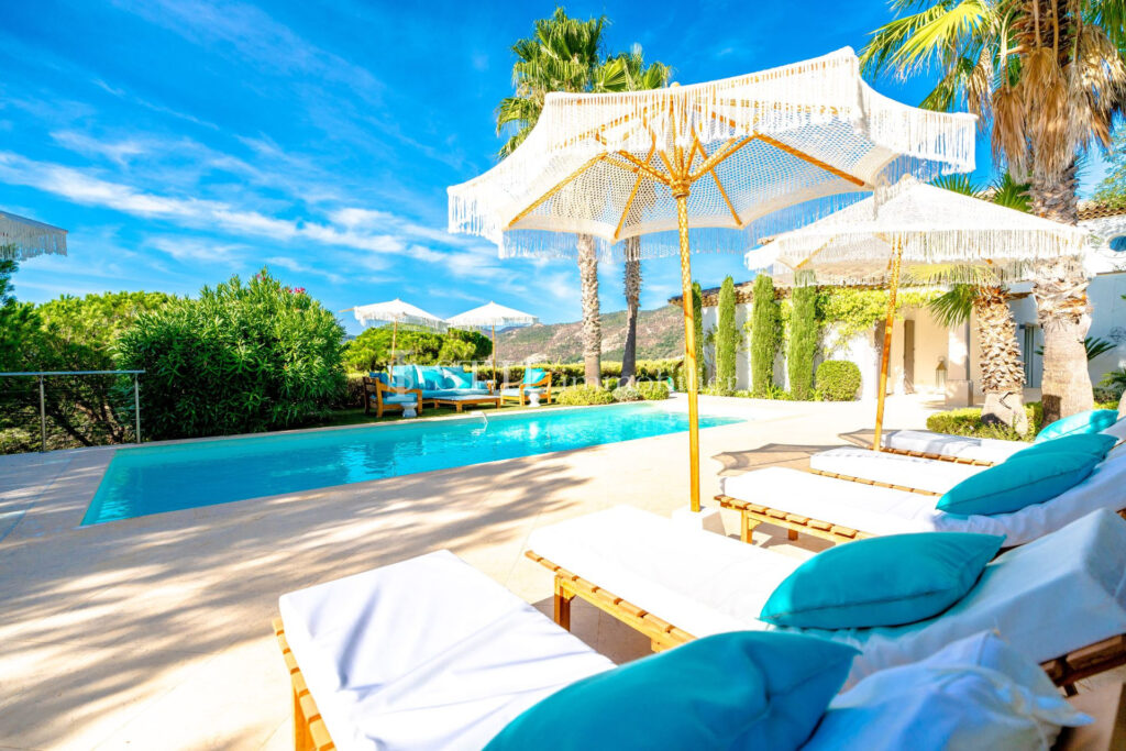 location villa 6 Pièce(s) – 6 pièces – 6 chambres – 280.00 m²