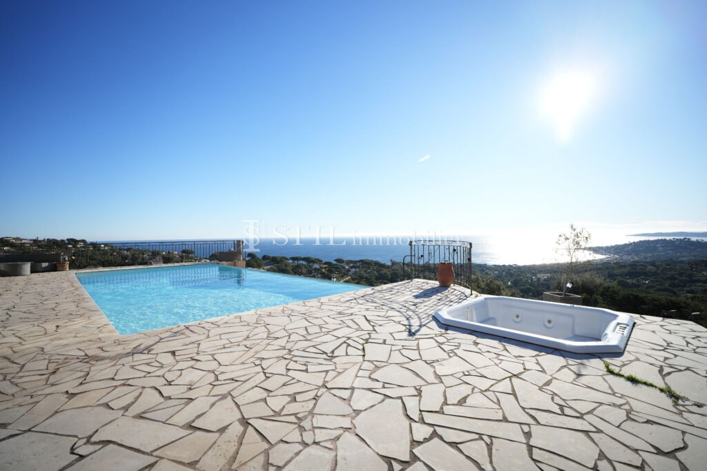 vente villa 4 Pièce(s) – 6 pièces – 4 chambres – 350.00 m²