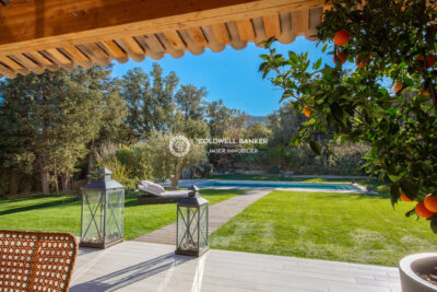 Proche du village – maison rénovée avec studio – au calme – 7 pièces – 6 chambres – 283.00 m²