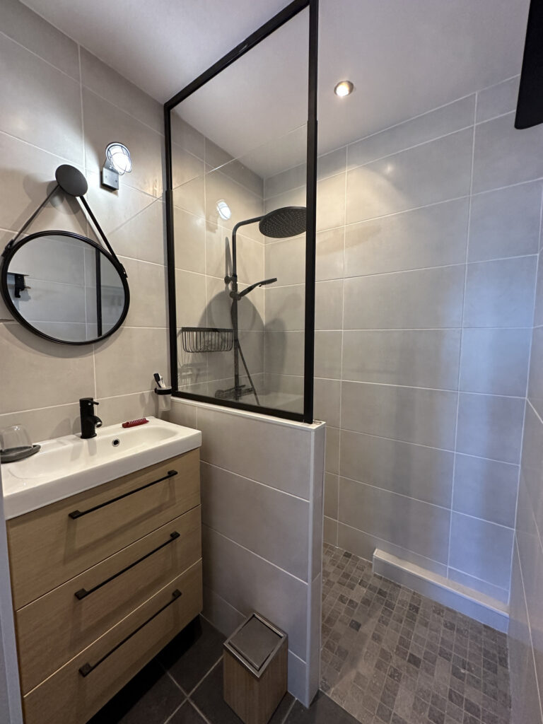 Penthouse 115m2 avec terrasse 125m2 – Direct plage – 5 pièces – 3 chambres – 115 m²