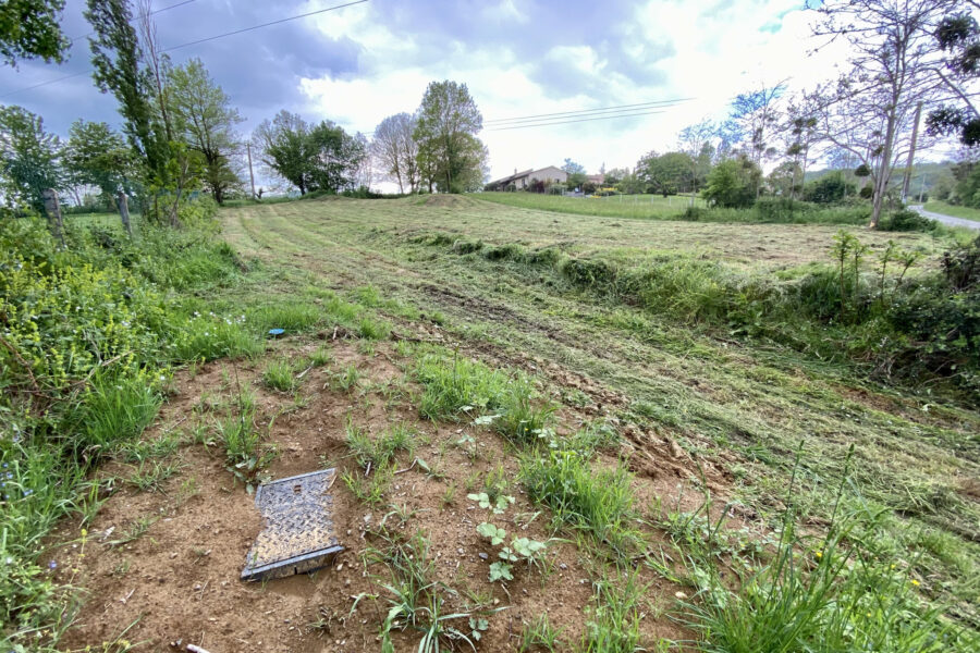 Terrain à vendre à Mancioux