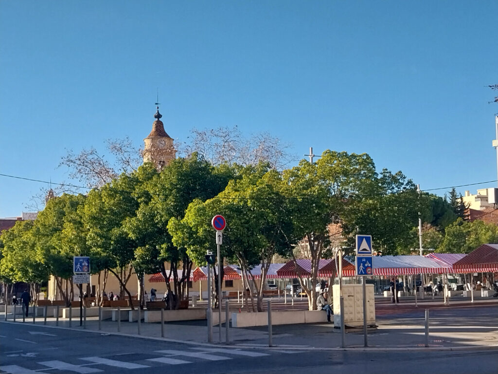 NICE ST ROCH – APPARTEMENT 3P 62M2 TRAVERSANT AVEC BALCONS  – 3 pièces – 2 chambres – 62 m²