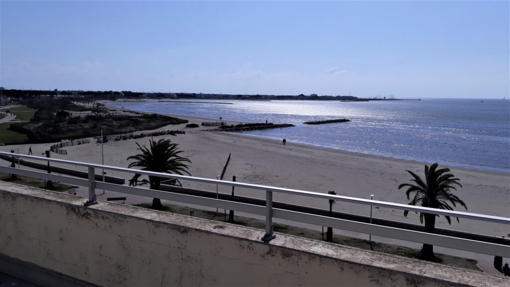 A LOUER A L’ANNEE P3 VUE MER – 3 pièces – 2 chambres – 60 m²