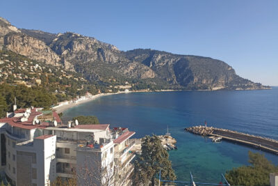 Èze-sur-Mer- Maison pieds dans l&rsquo;eau – 5 pièces – 3 chambres – 146.12 m²