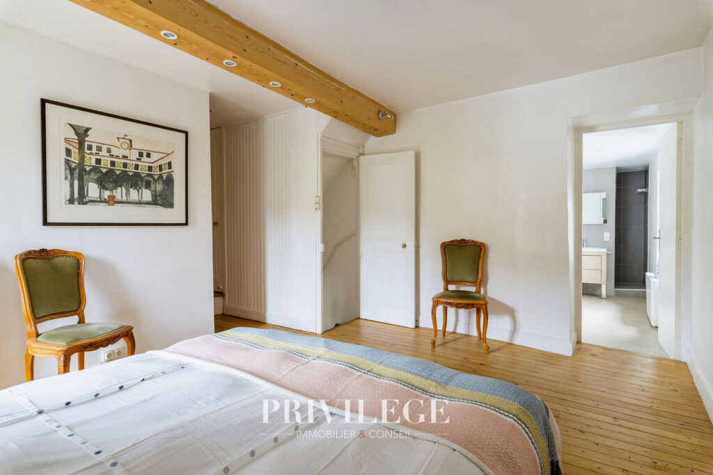 ST DIDIER AU MONT D’OR- Maison de village – 2 chambres -1 bu – 4 pièces – 3 chambres – 110.49 m²