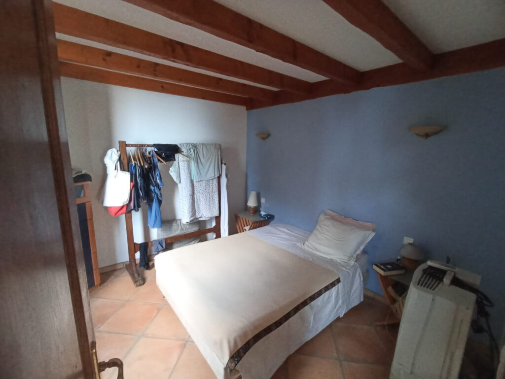 Èze-sur-Mer- Maison pieds dans l’eau – 5 pièces – 3 chambres – 146.12 m²