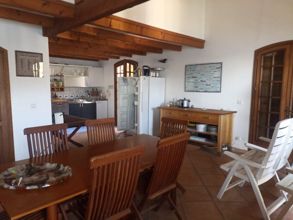 Èze-sur-Mer- Maison pieds dans l’eau – 5 pièces – 3 chambres – 146.12 m²