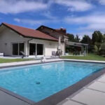 French Alps & Lake Geneva / MESSERY : Villa avec piscine  – 5 pièces – 4 chambres – 297 m²