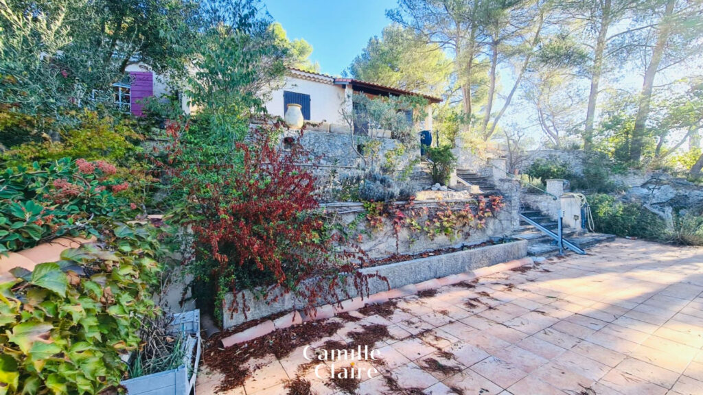 Maison 4 Chambres avec terrain de 1000 m2 sur le Tholonet –  – 7 pièces – 4 chambres – 147 m²