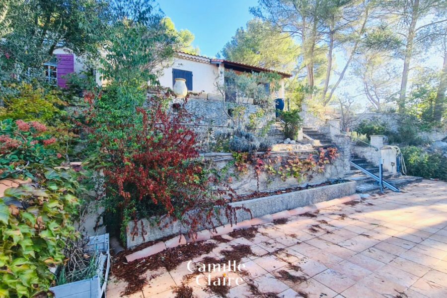Maison à vendre à Le tholonet
