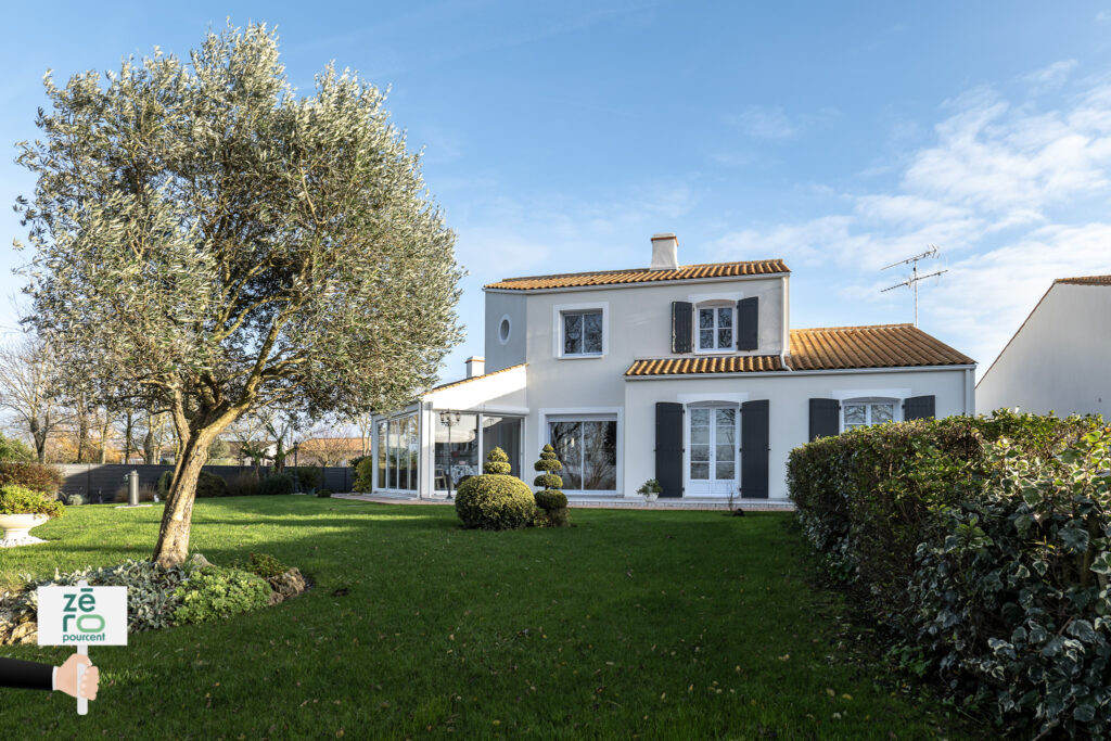 Coup de coeur à St Michel en l’Herm – 9 pièces – 5 chambres – 190 m²