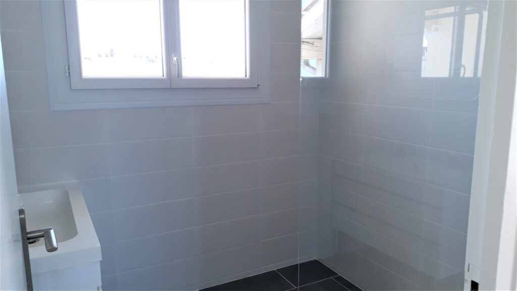 A LOUER A L’ANNEE P3 VUE MER – 3 pièces – 2 chambres – 60 m²