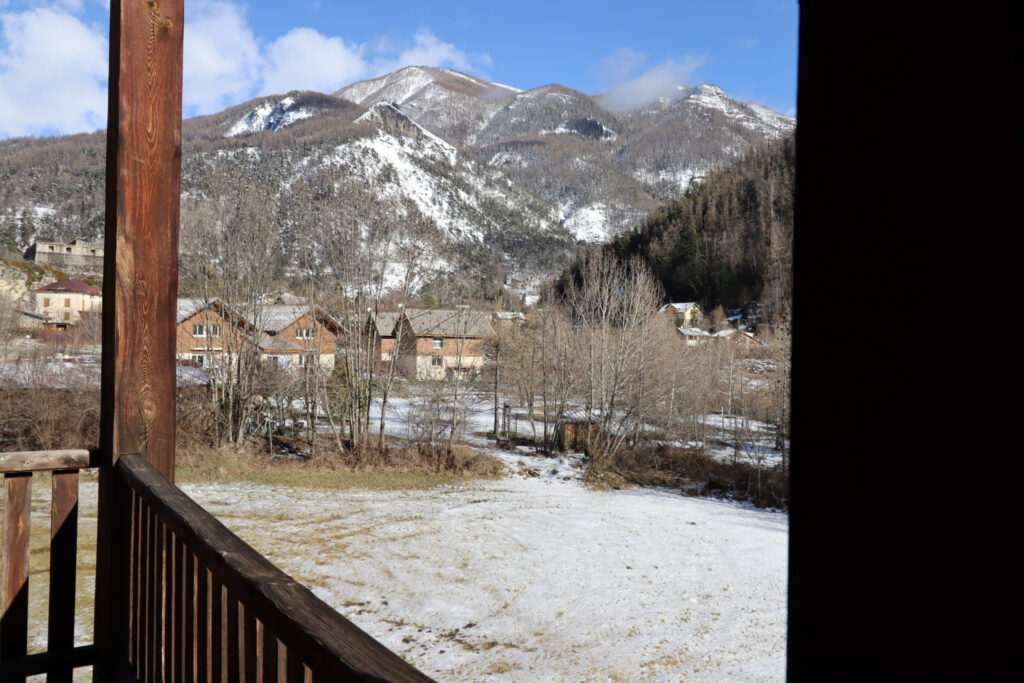 Maison 400 m2 avec commerce – 9 pièces – 5 chambres – 228 m²