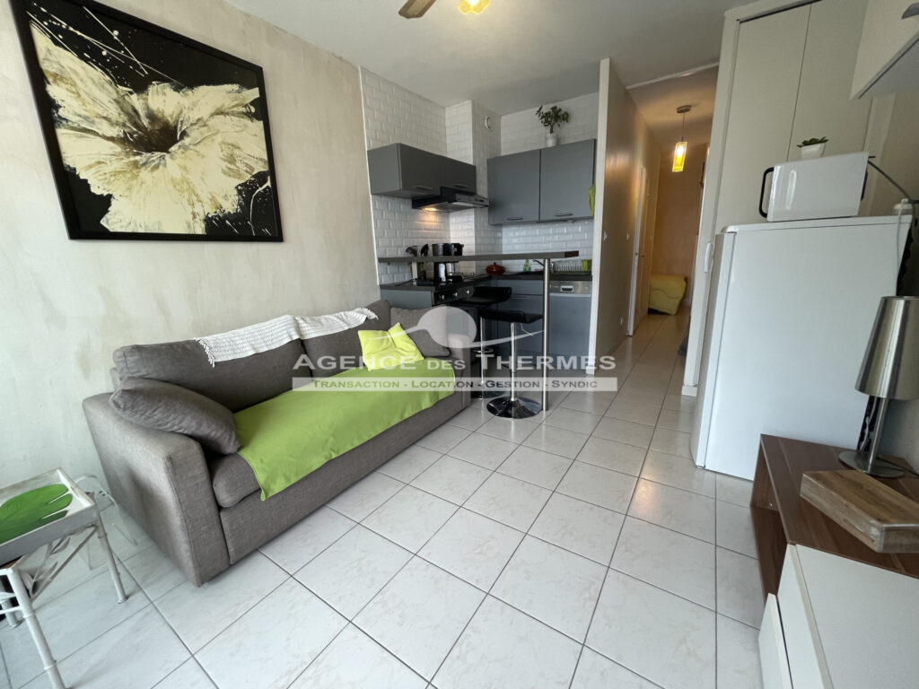 T1 vue étang – 2 pièces – 1 chambre – 31 m²