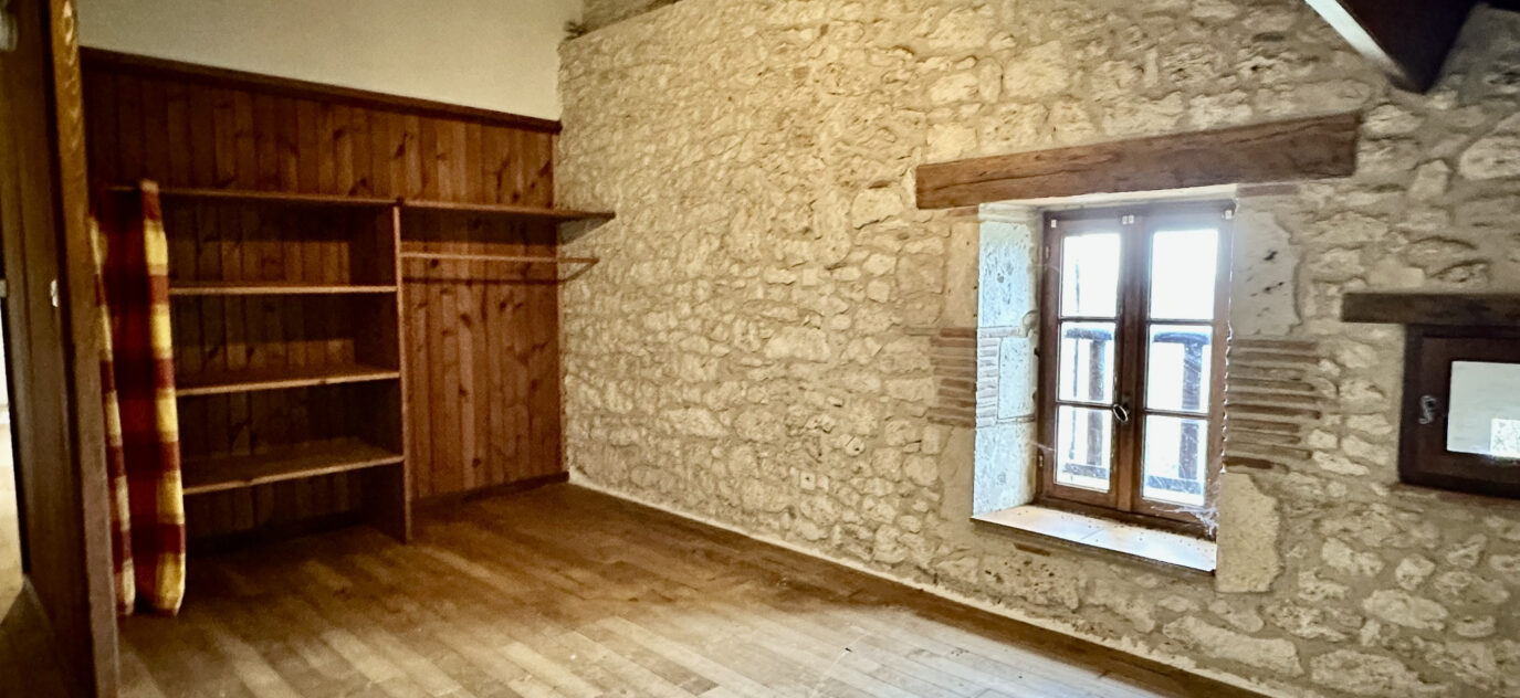 Ensemble de 3 Gîtes Plein de Charme à Flaugeac, Périgord – 11 pièces – 7 chambres – 300 m²