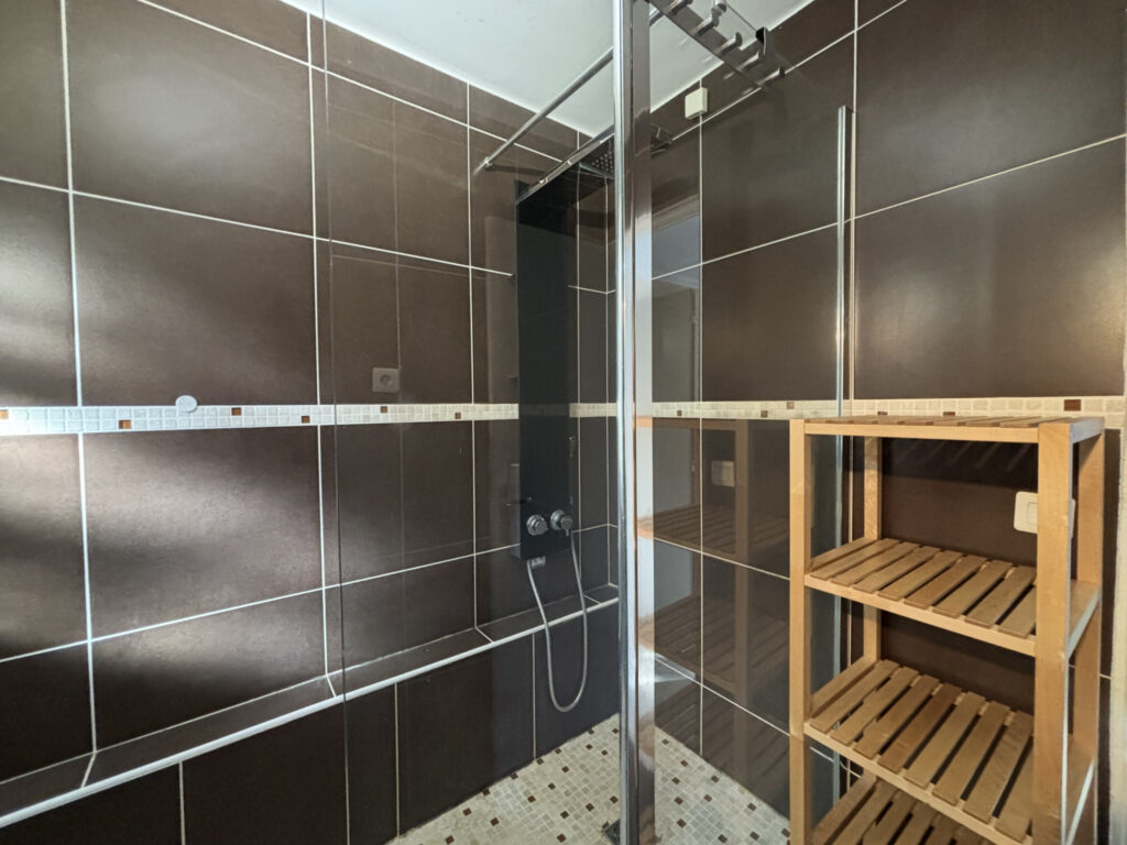 Sanary Centre 3 pièces à deux pas du port – 3 pièces – 2 chambres – 62 m²