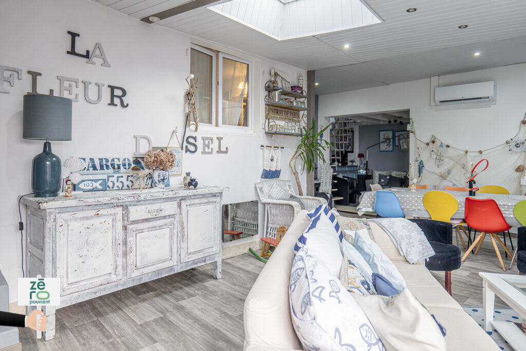 Vue mer à Longeville sur Mer – 7 pièces – 5 chambres – 123 m²