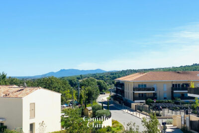 Grande terrasse avec vue St victoire, appartement 4 pièces à – 4 pièces – 3 chambres – 81.15 m²