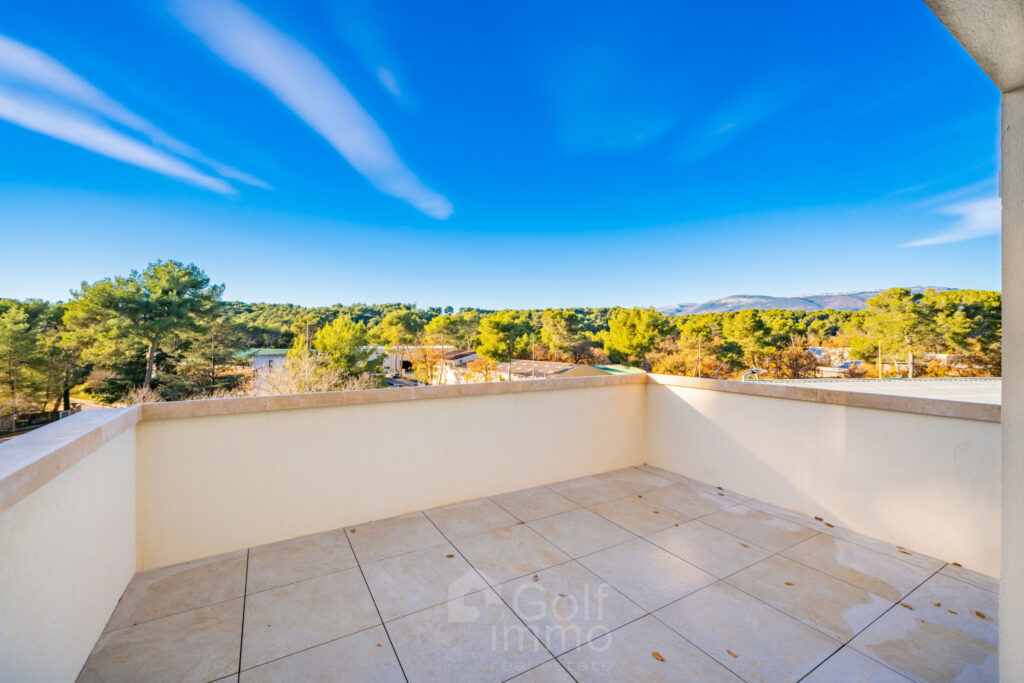 MOUGINS Vente Appartement de 3 pièces avec terrasse, balcon  – 3 pièces – 2 chambres – 50.19 m²
