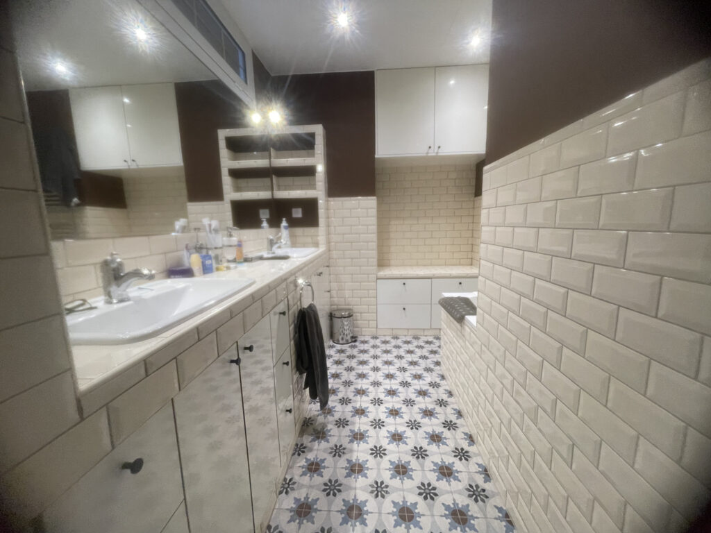 Magnifique 4/5 pièces bourgeois à Garavan – 4 pièces – 3 chambres – 112 m²