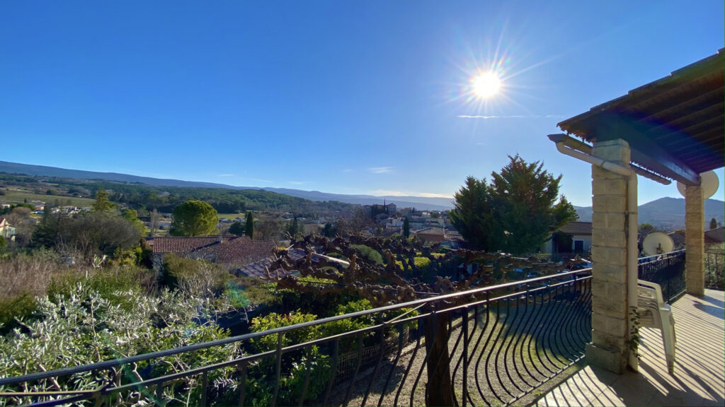 ‘VENTOUX’ – MAISON DE 160M2 AVEC VUE VENTOUX ET GARAGE – 7 pièces – 5 chambres – 160 m²