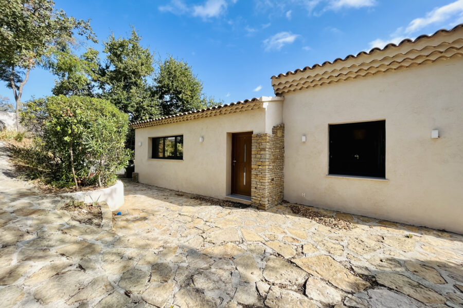 Maison à vendre à Évenos