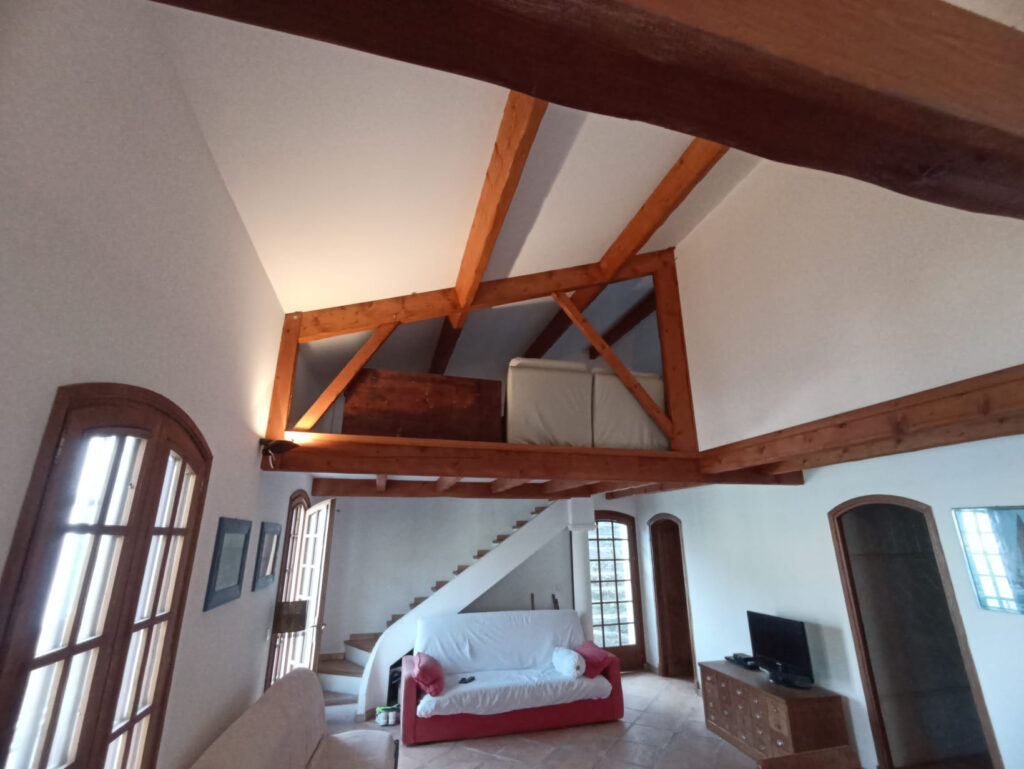 Èze-sur-Mer- Maison pieds dans l’eau – 5 pièces – 3 chambres – 146.12 m²