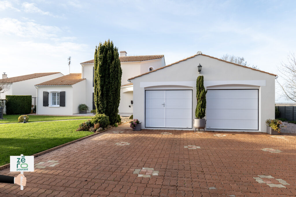 Coup de coeur à St Michel en l’Herm – 9 pièces – 5 chambres – 190 m²