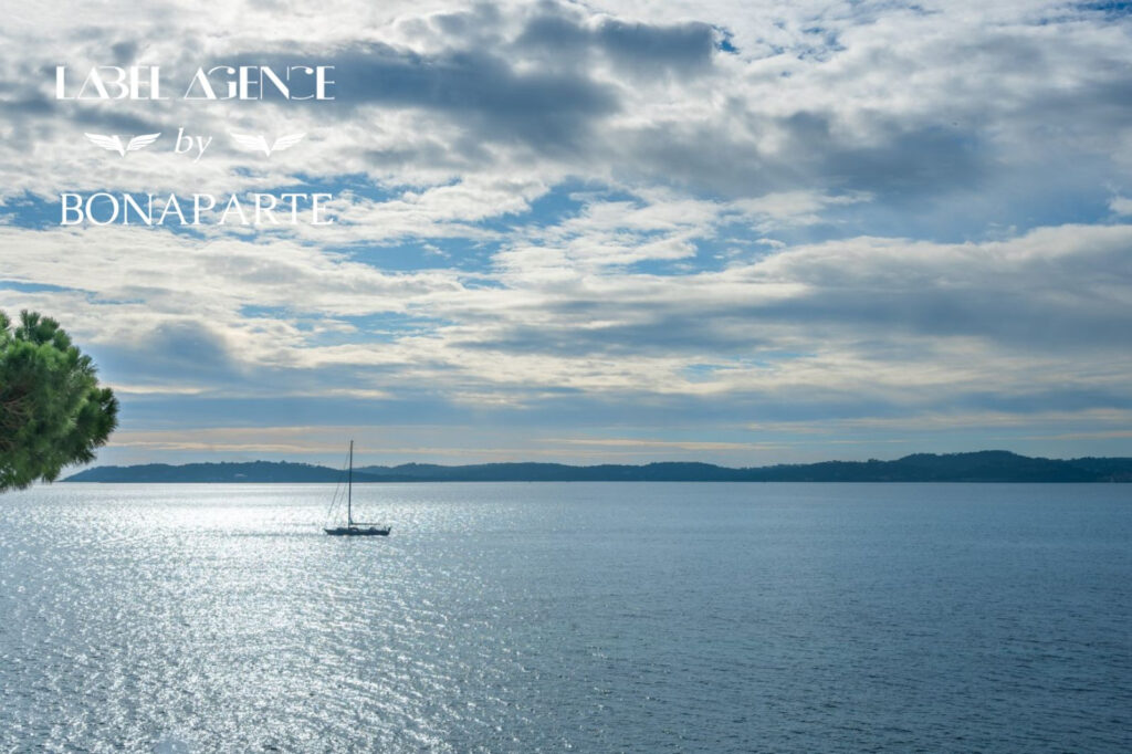 Appartement entièrement rénové Vue mer – 5 pièces – 3 chambres – 135 m²