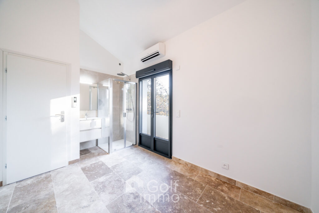 MOUGINS Vente Appartement de 3 pièces avec terrasse, balcon  – 3 pièces – 2 chambres – 50.19 m²