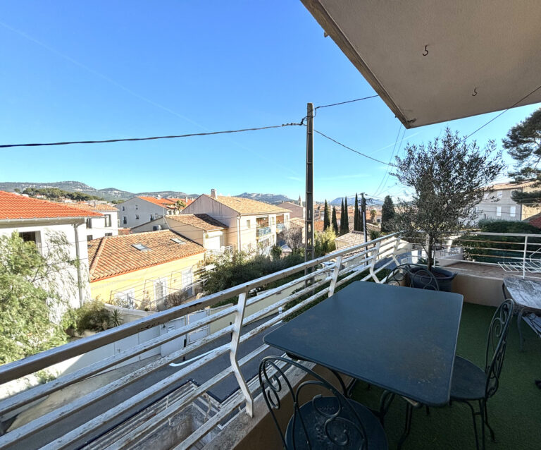 Sanary Centre 3 pièces à deux pas du port – 3 pièces – 2 chambres – 62 m²