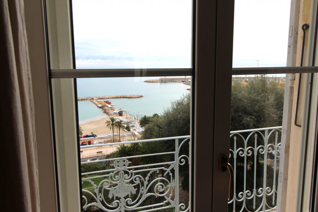 Magnifique 4/5 pièces bourgeois à Garavan – 4 pièces – 3 chambres – 112 m²