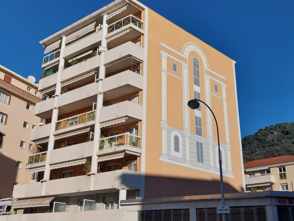 NICE ST ROCH – APPARTEMENT 3P 62M2 TRAVERSANT AVEC BALCONS  – 3 pièces – 2 chambres – 62 m²