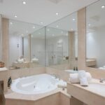Luxueux Loft Vue Mer – 9 pièces – 7 chambres – 14 voyageurs – 367 m²