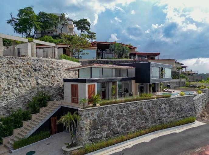 Splendide villa de luxe avec une vue panoramique sur la mer – 6 pièces – 5 chambres – 484 m²
