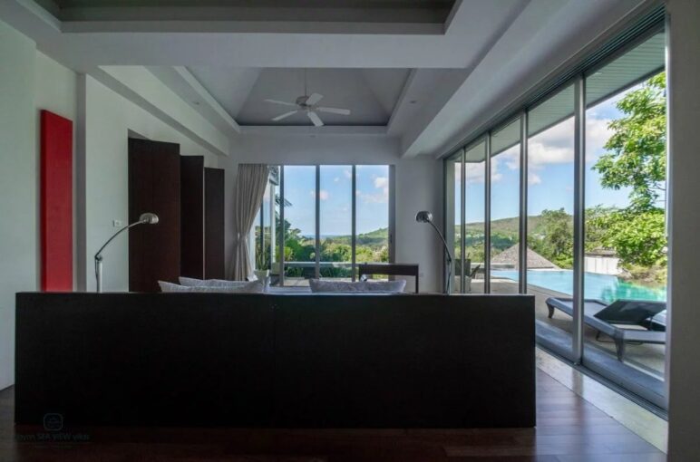 Splendide villa qui offre une vue imprenable sur l’océan – 6 pièces – 5 chambres – 1000 m²