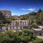 Location de vacances : villa avec plage privée et piscine proche Cannes – 6 chambres – 1 voyageur – 250 m²
