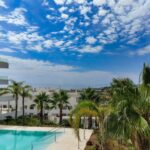 Bel appartement moderne avec piscine située à Estepona – 4 pièces – 3 chambres – 88 m²